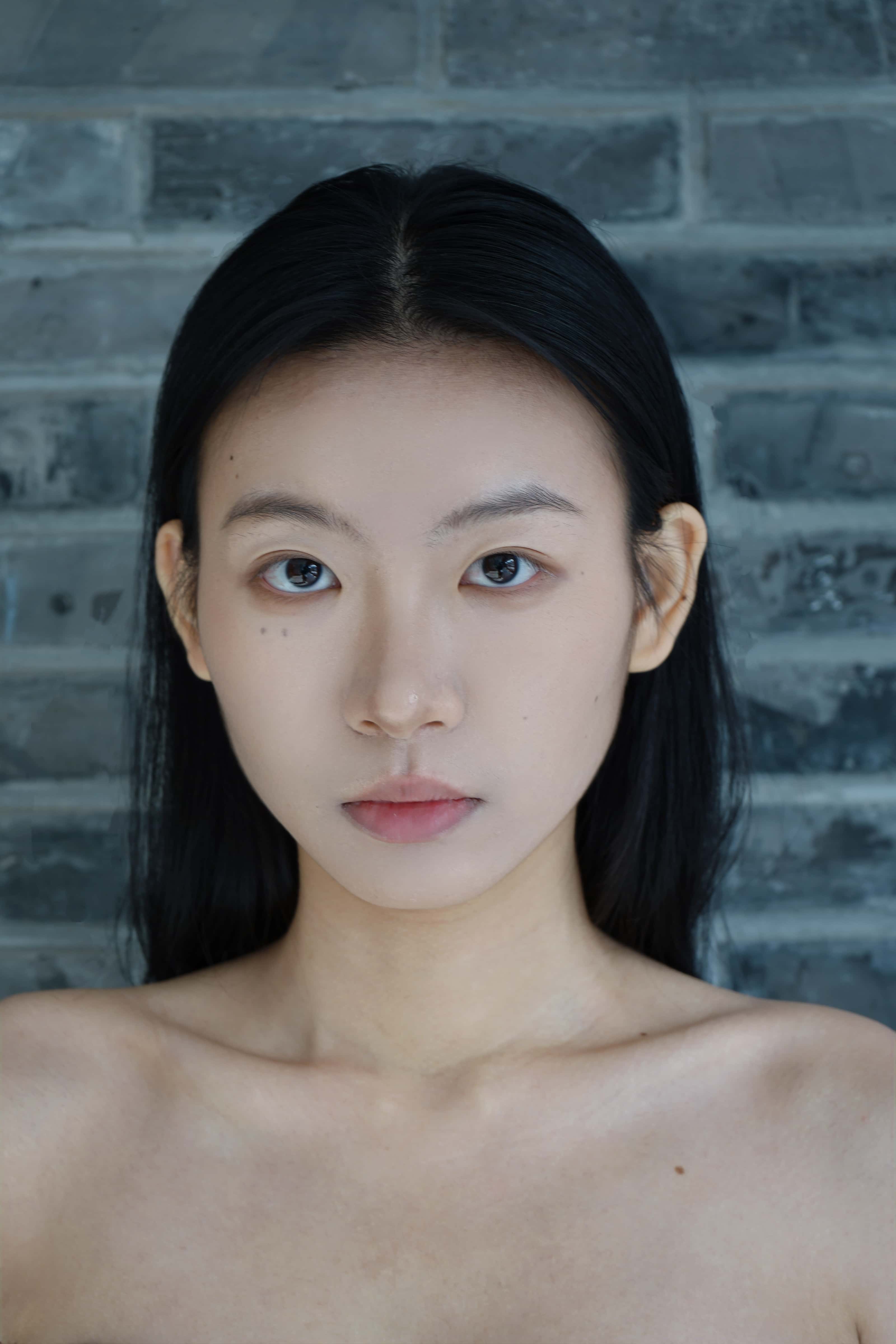 Jingyi · qian