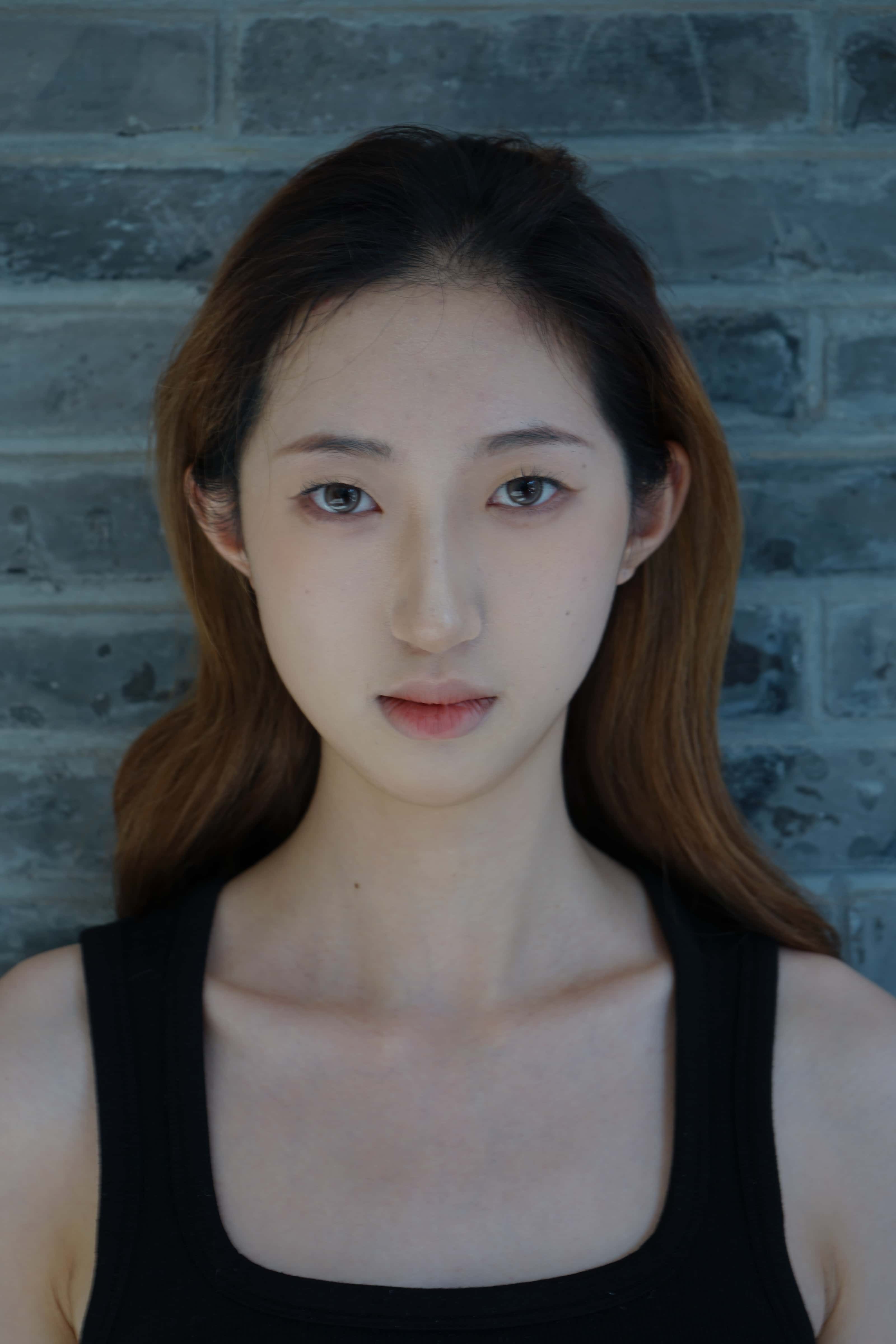 Yunru · Zhang